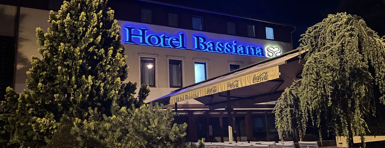 Hotel Bassiana Srvr - Pnksd 